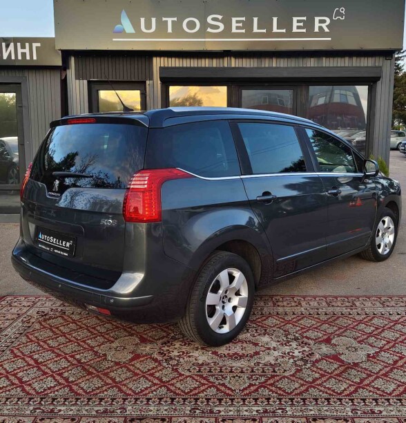 Peugeot 5008 I · Рестайлинг, 7 мест, 2016 г